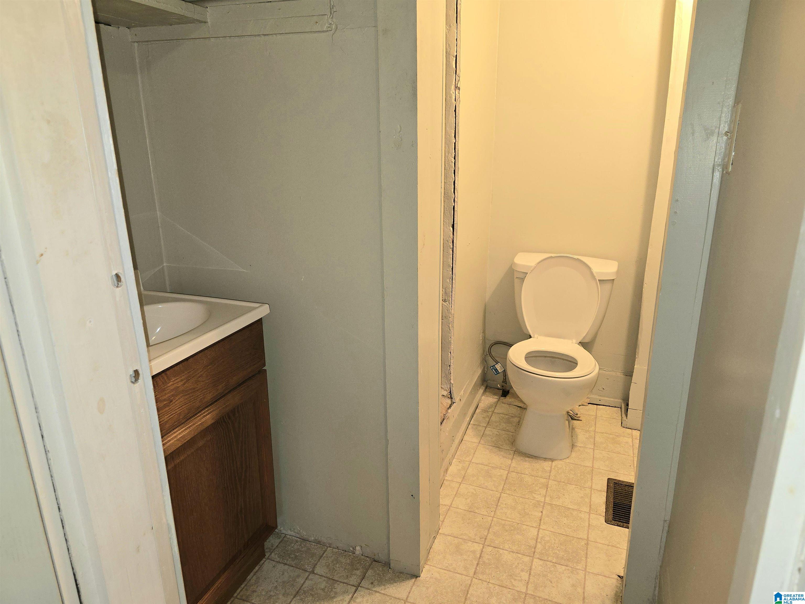 1609 Exeter Avenue Bessemer, AL 35020 - Photo 33 of 70