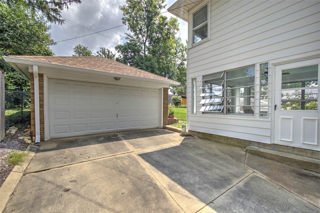 192 South Glencoe Avenue Decatur, IL 62522 - Photo 32 of 34 Gallery Image 32