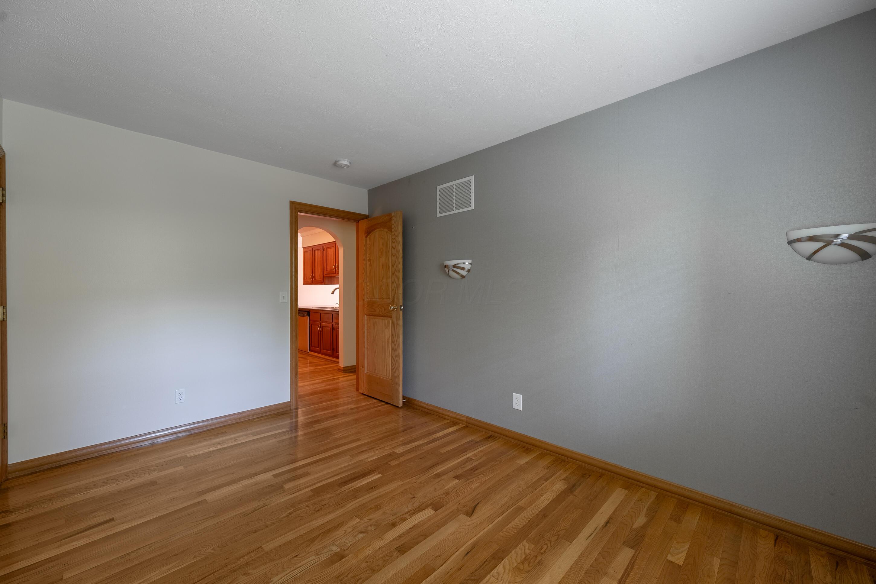 4880 Hayden Run Road Columbus, OH 43016 - Photo 48 of 66 01-17