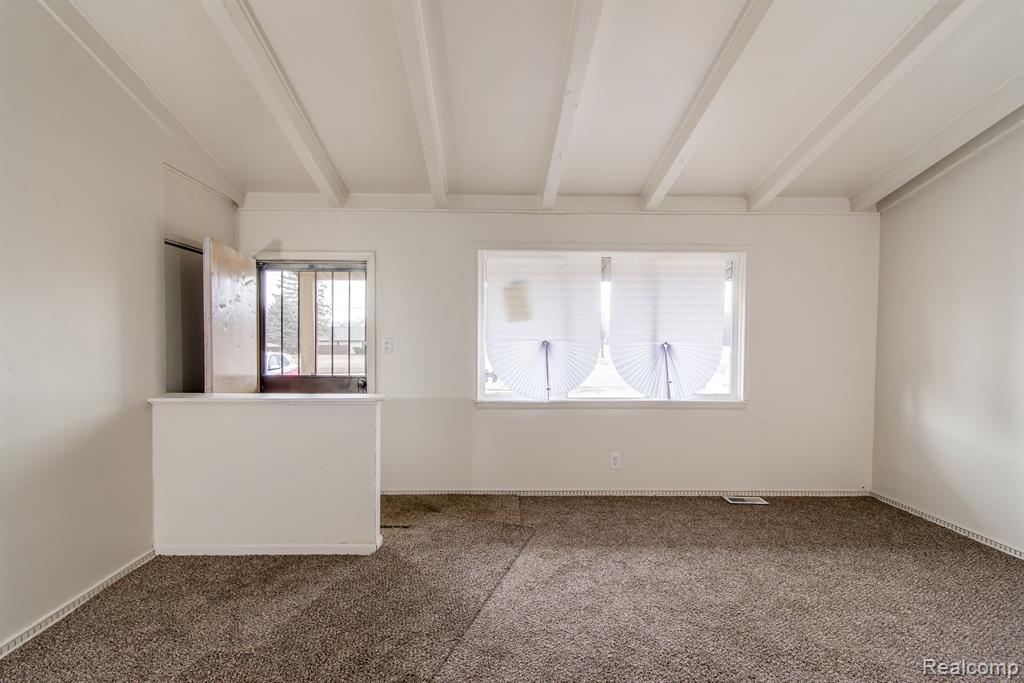 2303 Coldwater Road Flint, MI 48505 - Photo 3 of 20 Gallery Image 3