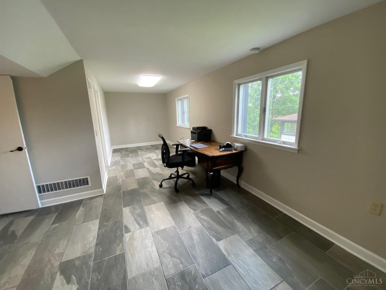 9750 Humphrey Road Cincinnati, OH 45242 - Photo 30 of 34 Gallery Image 30