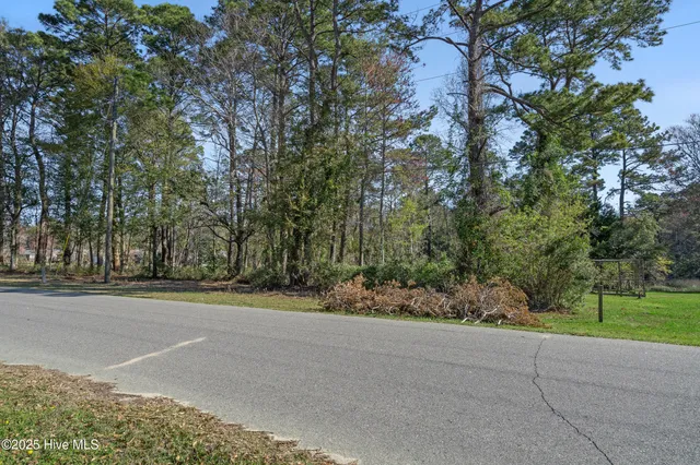 $117,000 | 1111 River Drive Southwest, Calabash, NC 28467