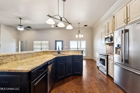 $579,000 | 74 The Hills Drive, Carriere, MS 39426