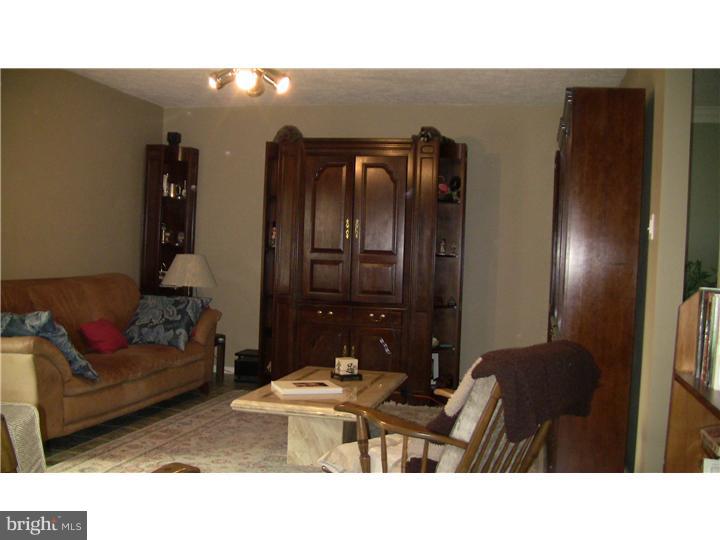 38 Glasgow Road Williamstown, NJ 08094 - Photo 6 of 24 Gallery Image 6