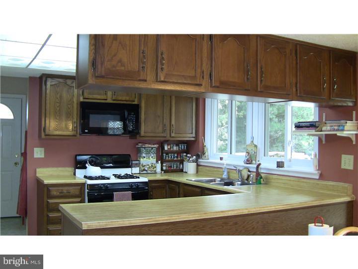 38 Glasgow Road Williamstown, NJ 08094 - Photo 8 of 24 Gallery Image 8