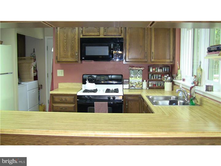 38 Glasgow Road Williamstown, NJ 08094 - Photo 9 of 24 Gallery Image 9