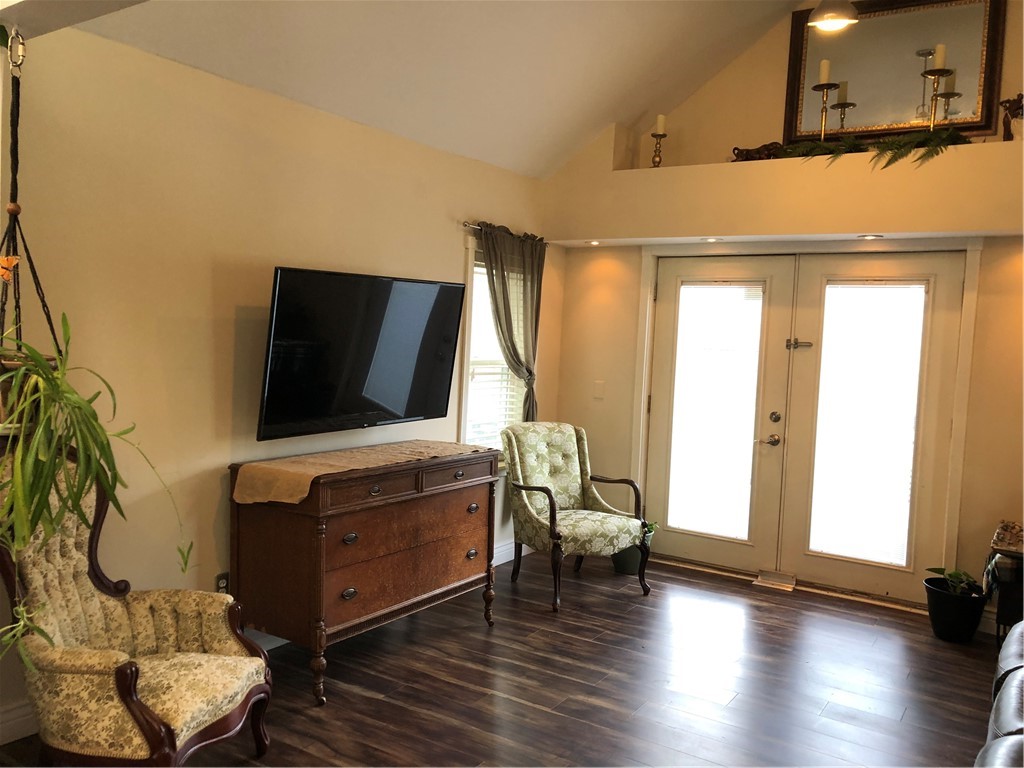 81 Richmond Street Rochester, NY 14607 - Photo 10 of 32