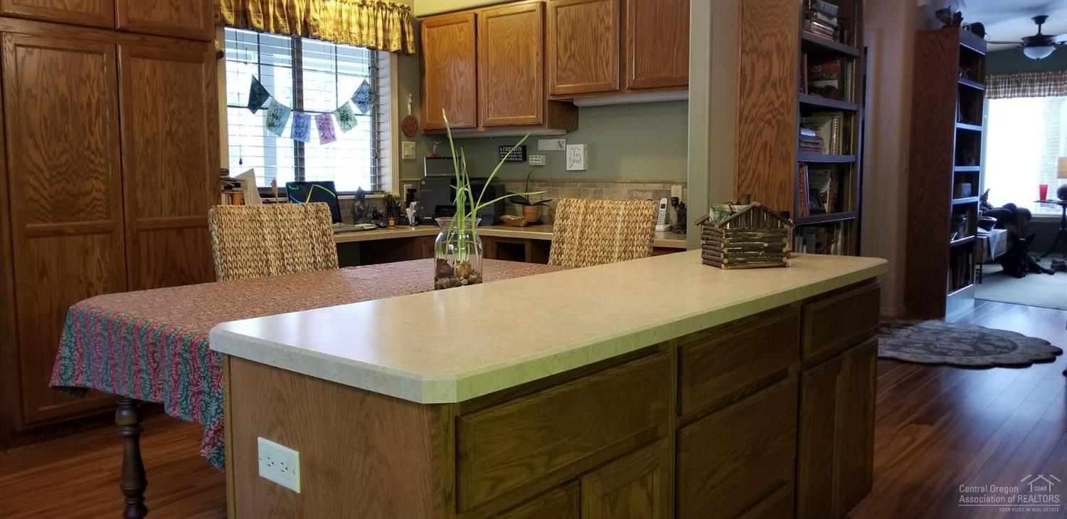 52103 Foxtail Road La Pine, OR 97739 - Photo 6 of 23 Additional Photo