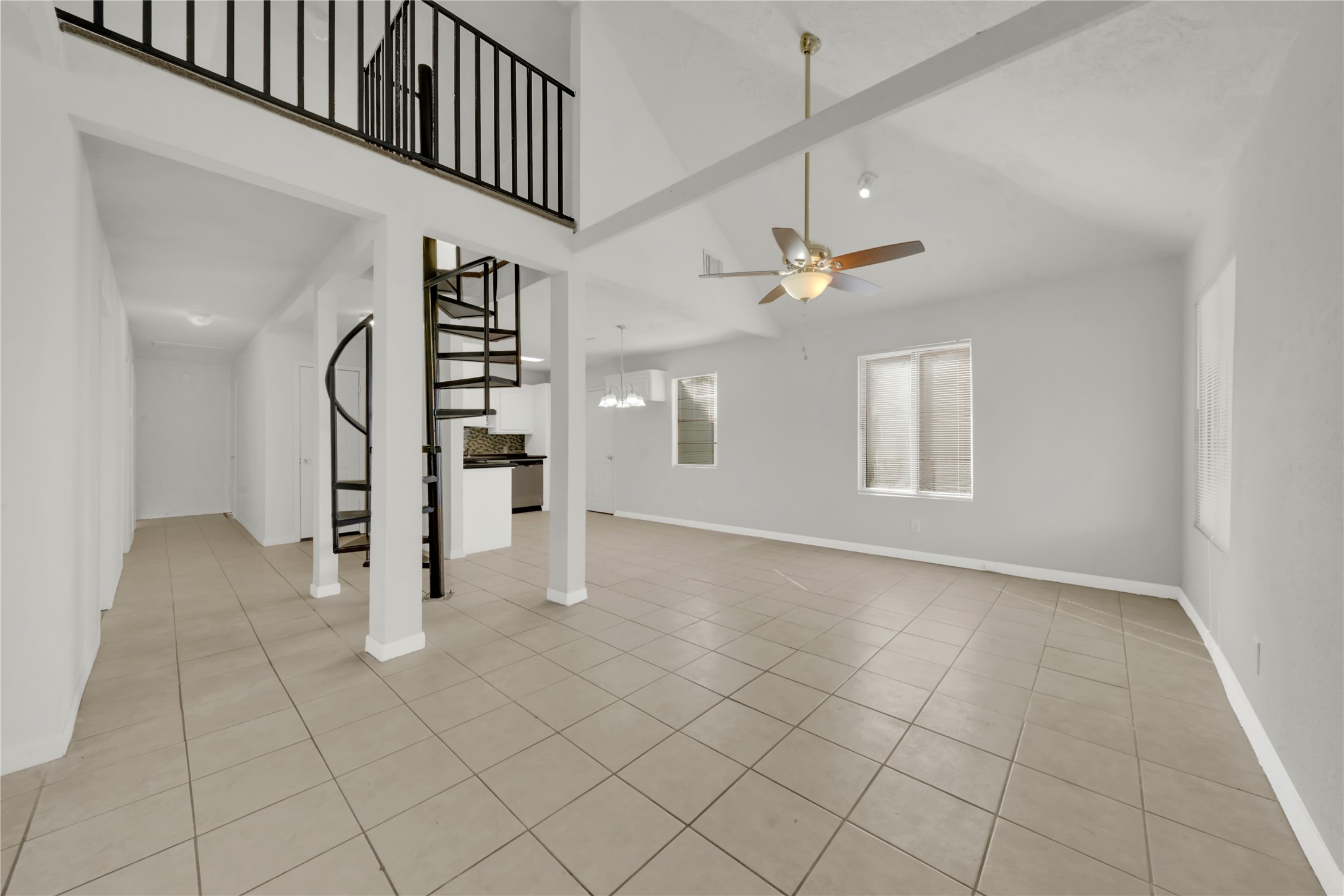106 Hanover Street Houston, TX 77012 - Photo 4 of 49 a view of an empty room with a window