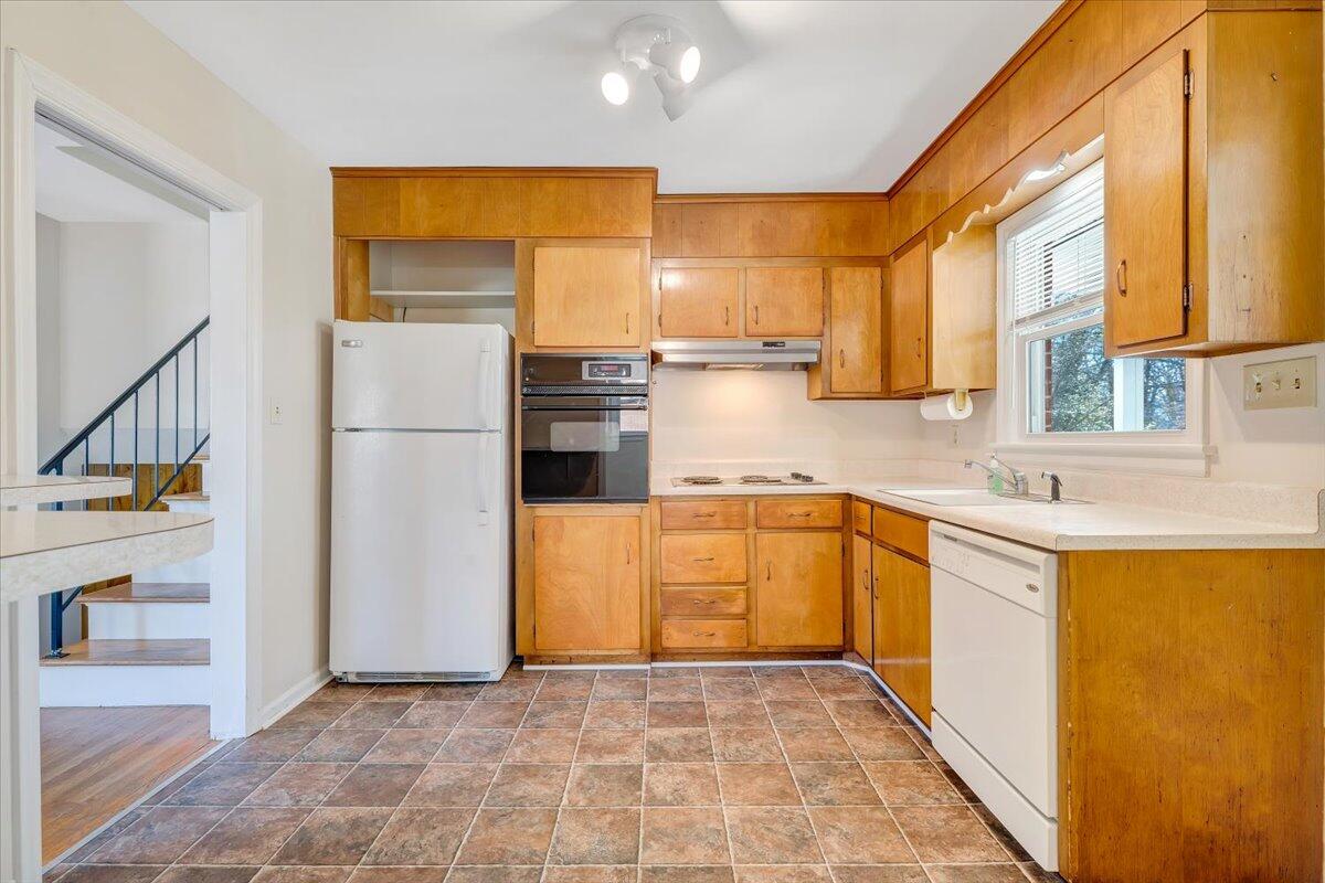 1674 Sigmon Road Northwest Roanoke, VA 24017 - Photo 11 of 41 09-MIB08139