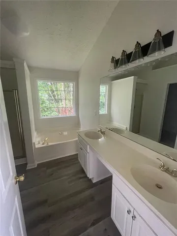 $2,500 | 620 Manor Glen Drive, Suwanee, GA 30024