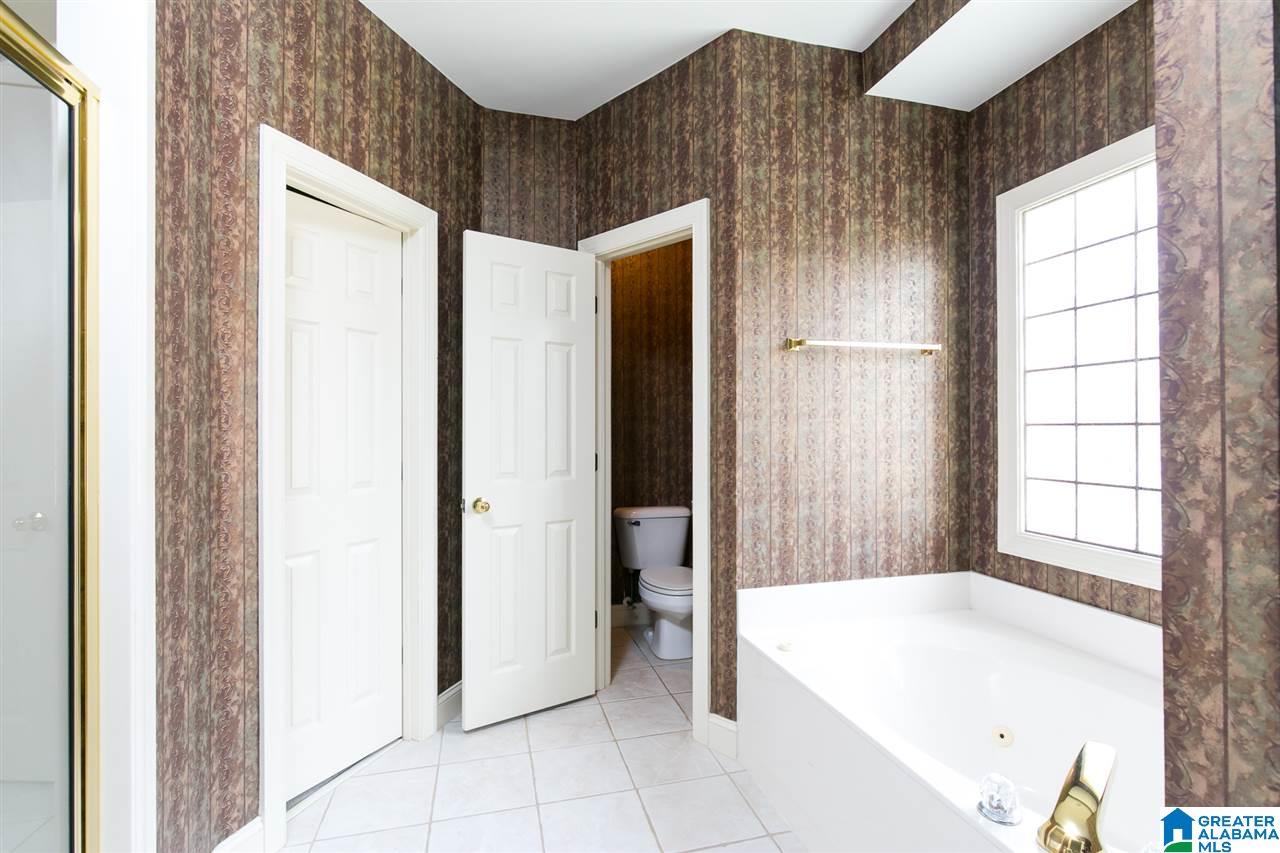 858 Meadow Ridge Lane Birmingham, AL 35242 - Photo 16 of 23