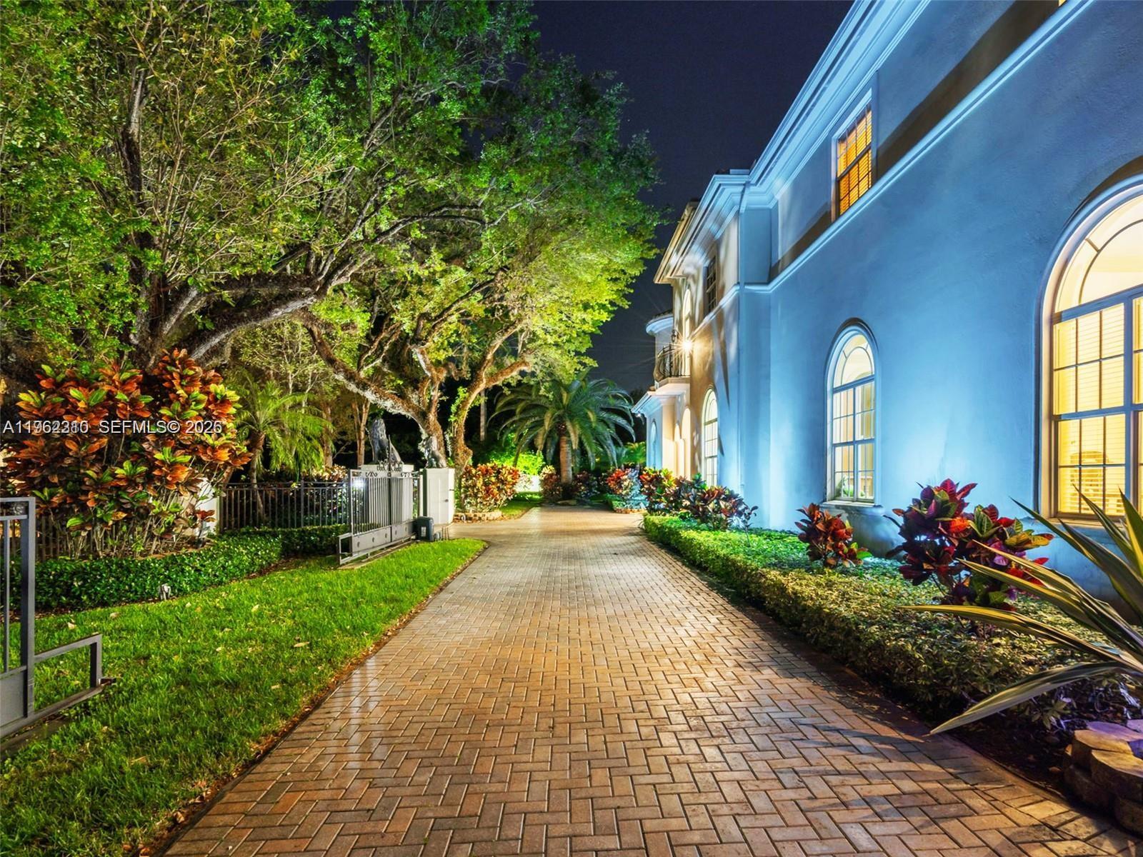 9076 Southwest 59th Court Pinecrest, FL 33156 - Photo 7 of 61