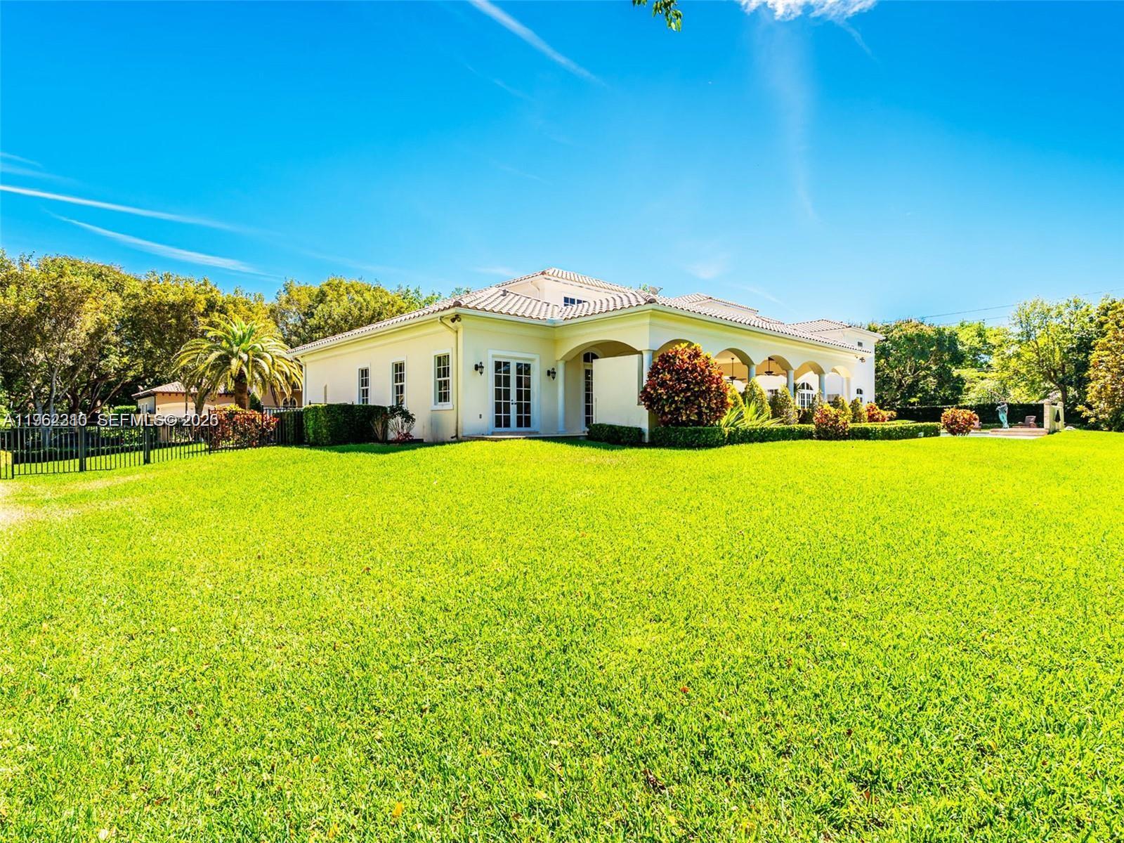 9076 Southwest 59th Court Pinecrest, FL 33156 - Photo 9 of 61