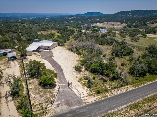 $799,000 | 111 Stony Hills Road, Center Point, TX 78010