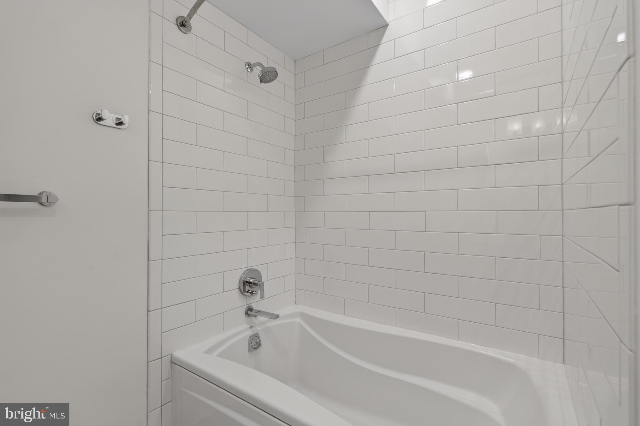 300 8th Street Northeast, Unit 209 Washington, DC 20002 - Photo 20 of 27 Timeless neutral colors