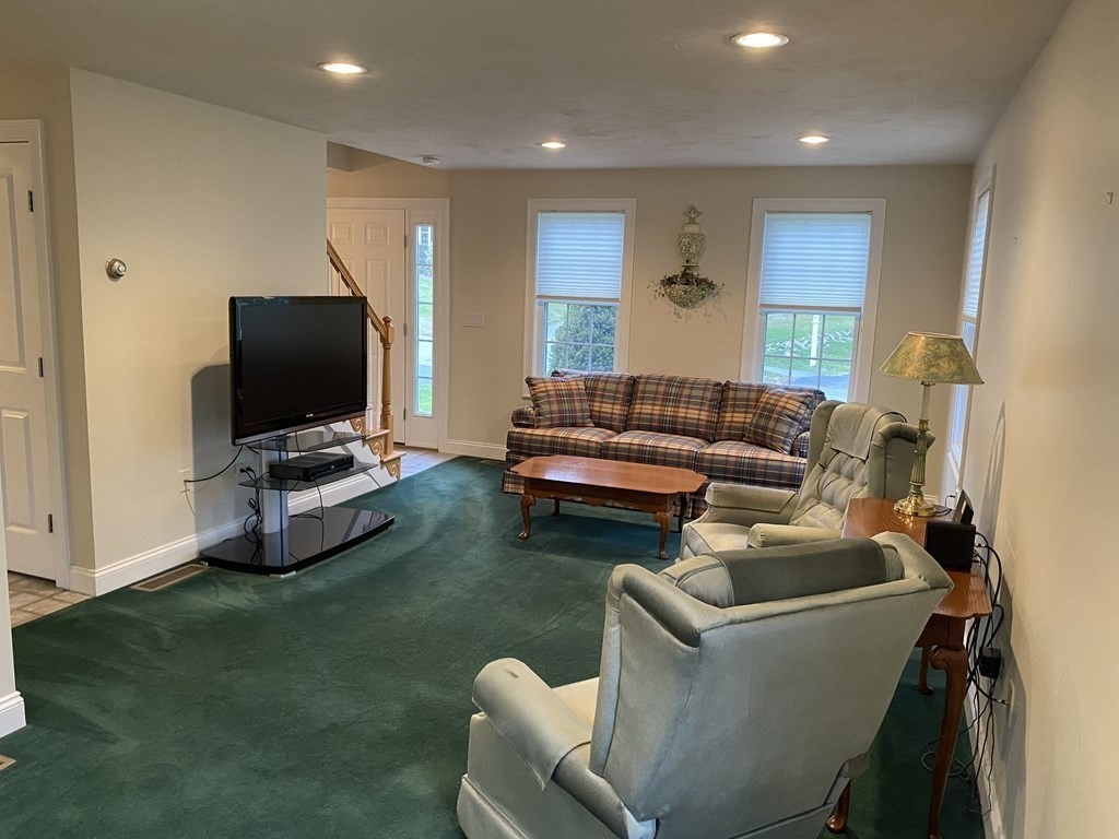 11 Richards Avenue Rutland, MA 01543 - Photo 14 of 28