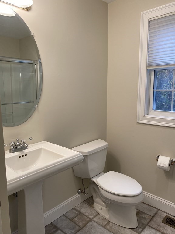 11 Richards Avenue Rutland, MA 01543 - Photo 15 of 28
