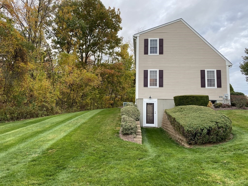 11 Richards Avenue Rutland, MA 01543 - Photo 5 of 28