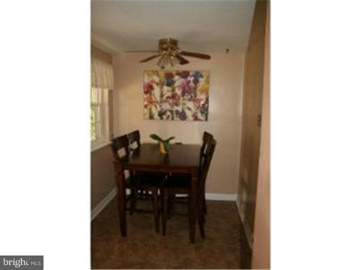 442 Lynbrooke Road Springfield, PA 19064 - Photo 10 of 23 Kitchen