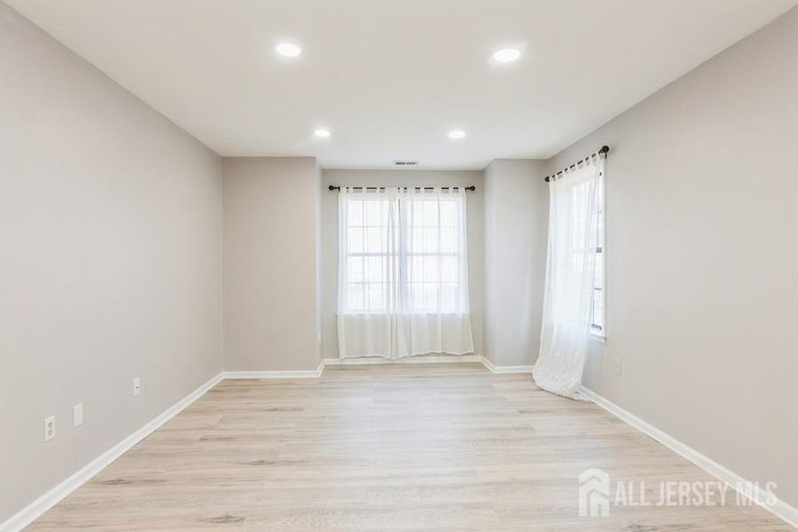 1101 Stoneridge Circle Helmetta, NJ 08828 - Photo 11 of 17