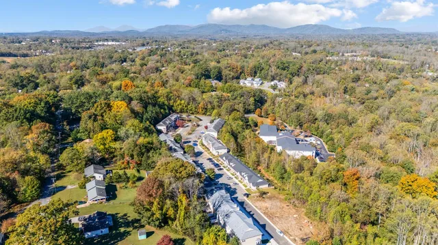 $249,900 | 3008 Hill, Unit 306, Lynchburg, VA 24501