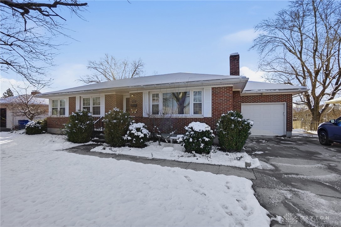 417 Westbrook Road Brookville, OH 45309 - Photo 1 of 43 Gallery Image 1