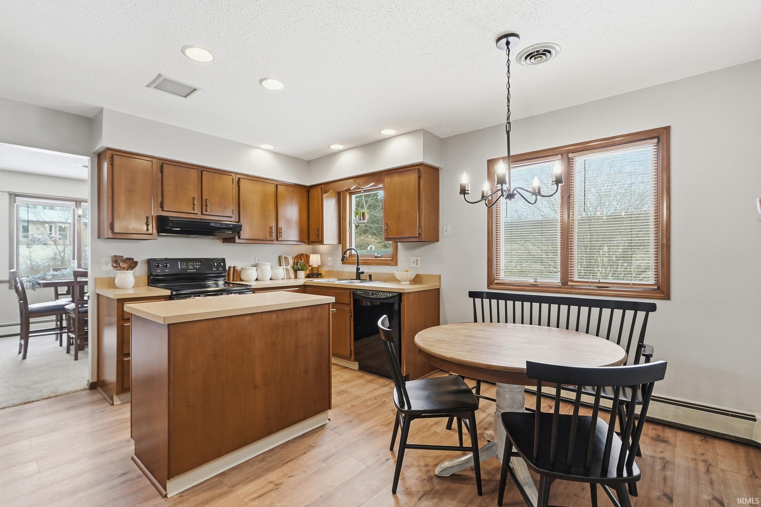 1007 Easton Trail Fort Wayne, IN 46825 - Photo 5 of 31