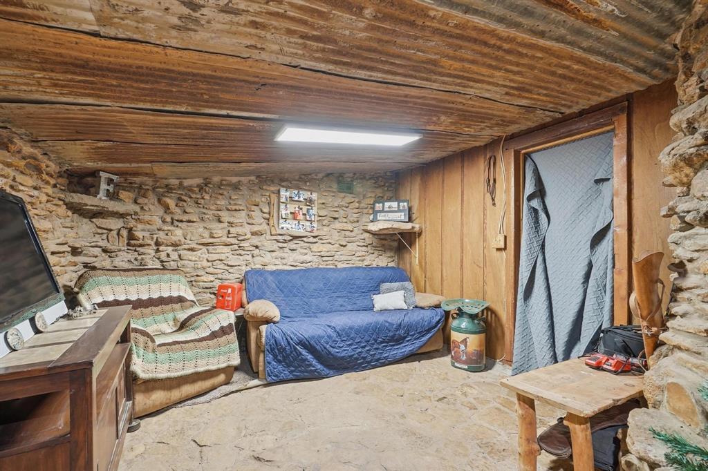 4075 West Lake Road Abilene, TX 79601 - Photo 23 of 35