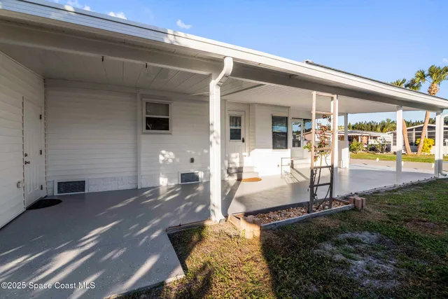 $189,900 | 343 Macadamia Drive, Barefoot Bay, FL 32976