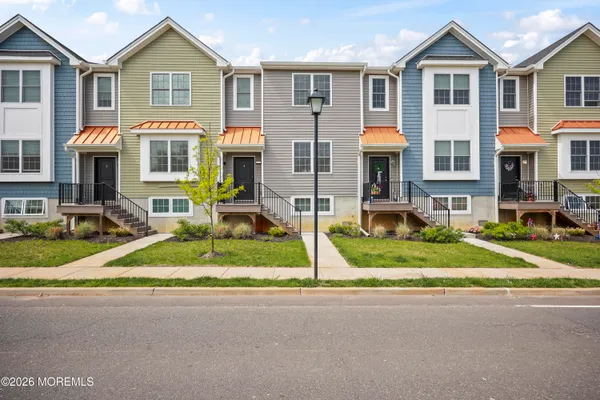 $575,000 | 333 1st Street, Unit 4, Keyport, NJ 07735