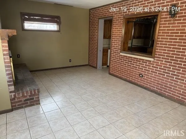 $204,000 | 1409 South Park Drive, New Haven, IN 46774