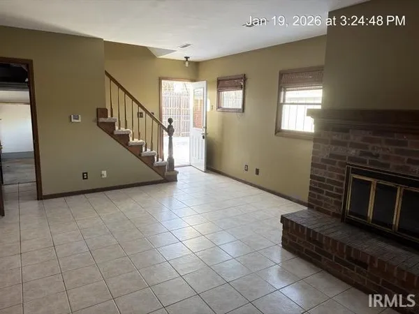 $204,000 | 1409 South Park Drive, New Haven, IN 46774