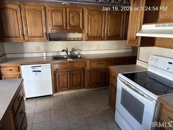 $204,000 | 1409 South Park Drive, New Haven, IN 46774