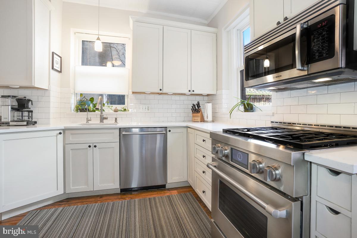 1613 V Street Northwest Washington, DC 20009 - Photo 16 of 41