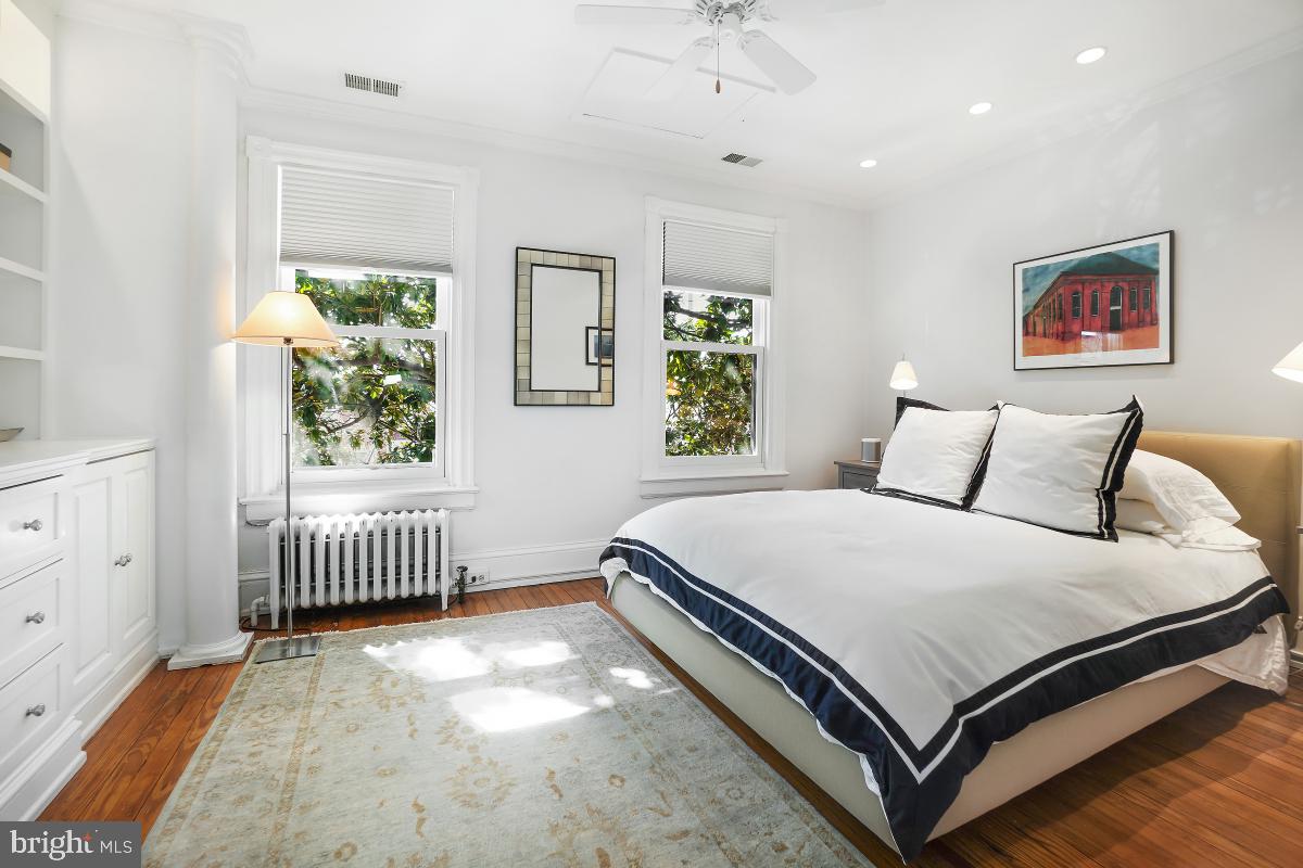 1613 V Street Northwest Washington, DC 20009 - Photo 25 of 41