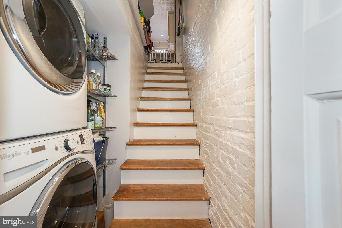 1613 V Street Northwest Washington, DC 20009 - Photo 32 of 41