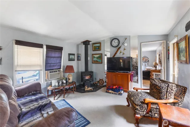 $400,000 | 29317 Southeast 371st Street, Enumclaw, WA 98022