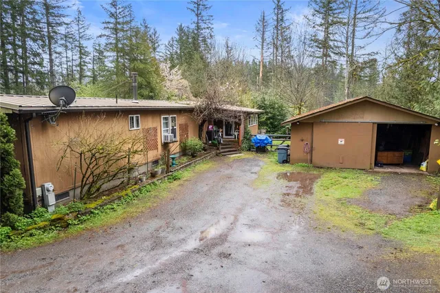 $400,000 | 29317 Southeast 371st Street, Enumclaw, WA 98022