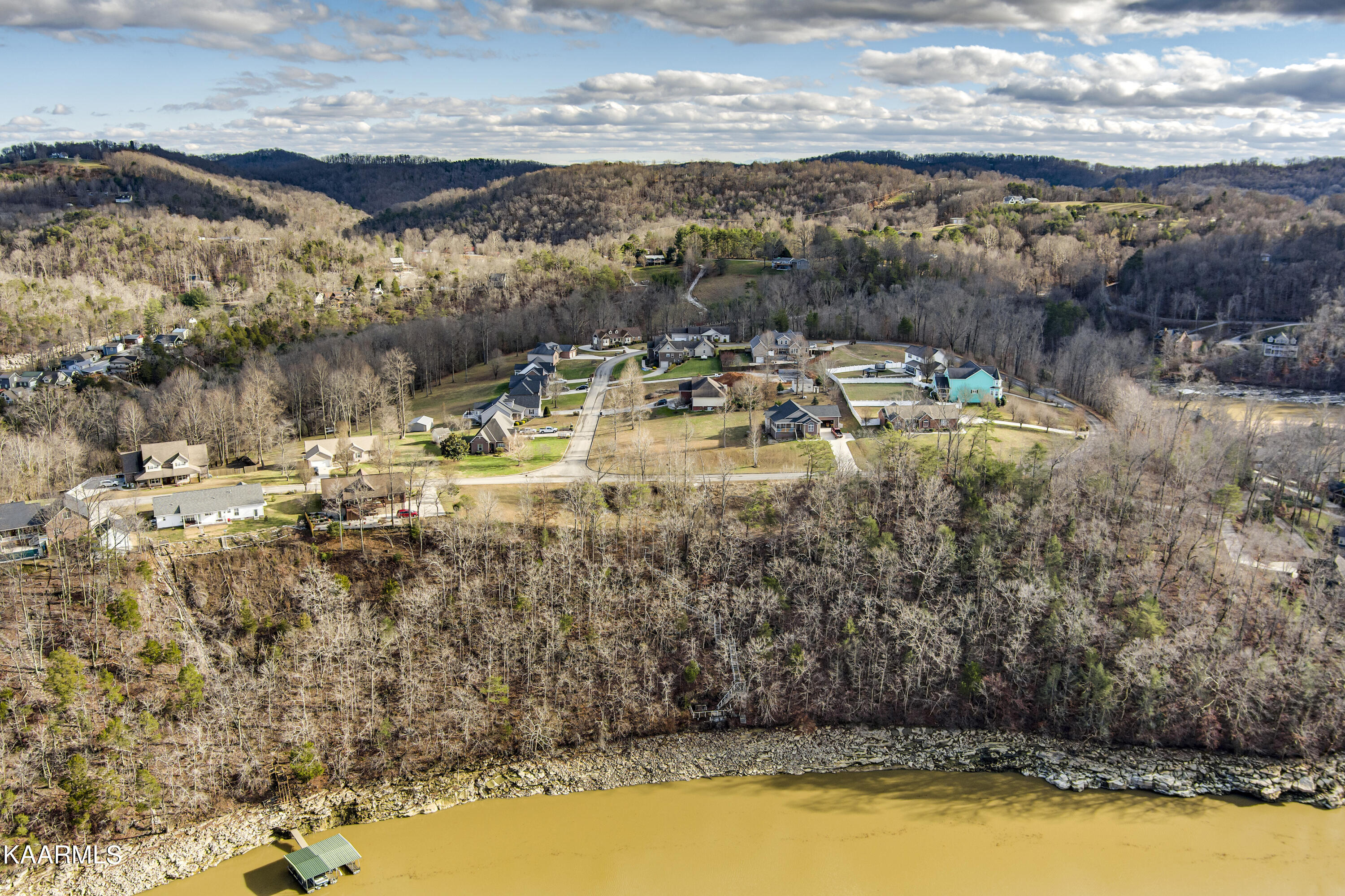 Bluff Trace Jacksboro, TN 37757 - Photo 8 of 19 08_BluffTrace_Lot38_RiverProximity