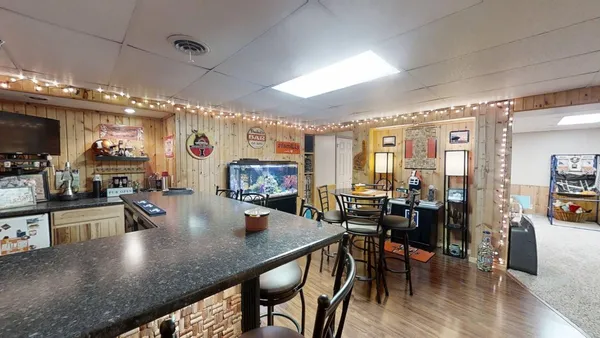 $525,000 | 2904 River Oak Drive, Champaign, IL 61822