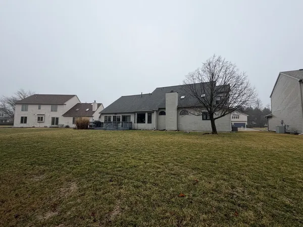 $525,000 | 2904 River Oak Drive, Champaign, IL 61822