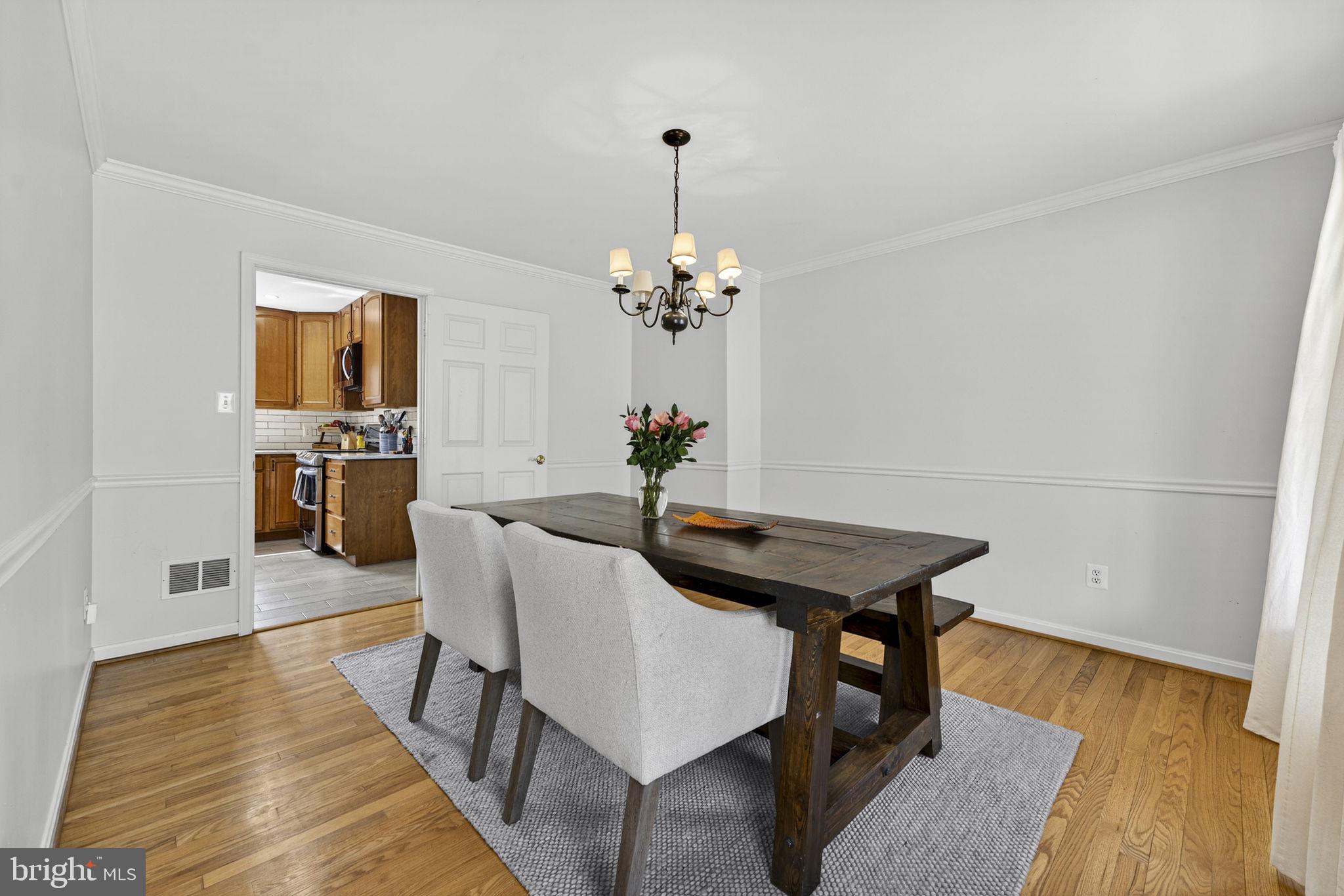10507 Cliff Mills Road Marshall, VA 20115 - Photo 22 of 56 a view of a room with furniture and wooden floor