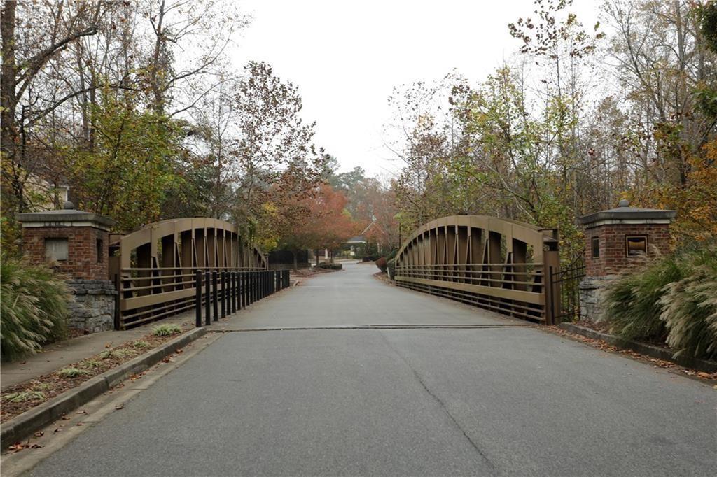 765 Crestwell Circle Atlanta, GA 30331 - Photo 3 of 7