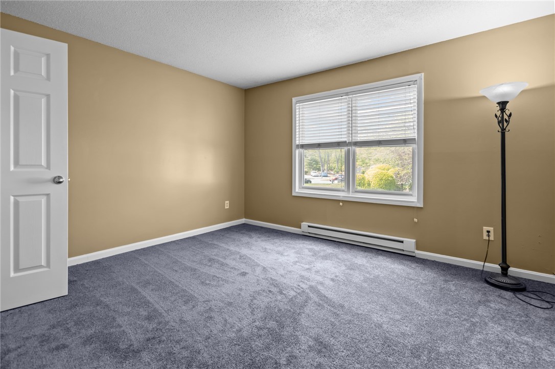 1 Willow Glen Circle, Unit 135 Warwick, RI 02889 - Photo 12 of 25 Bedroom 1