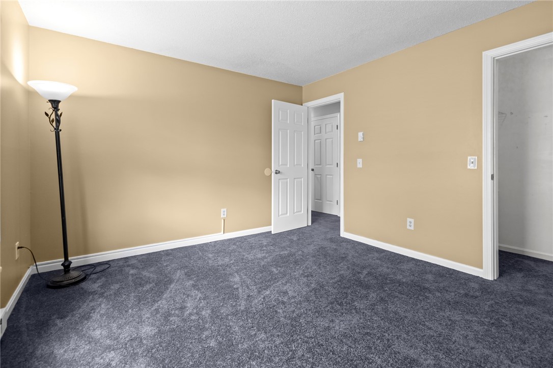 1 Willow Glen Circle, Unit 135 Warwick, RI 02889 - Photo 14 of 25 Bedroom 1