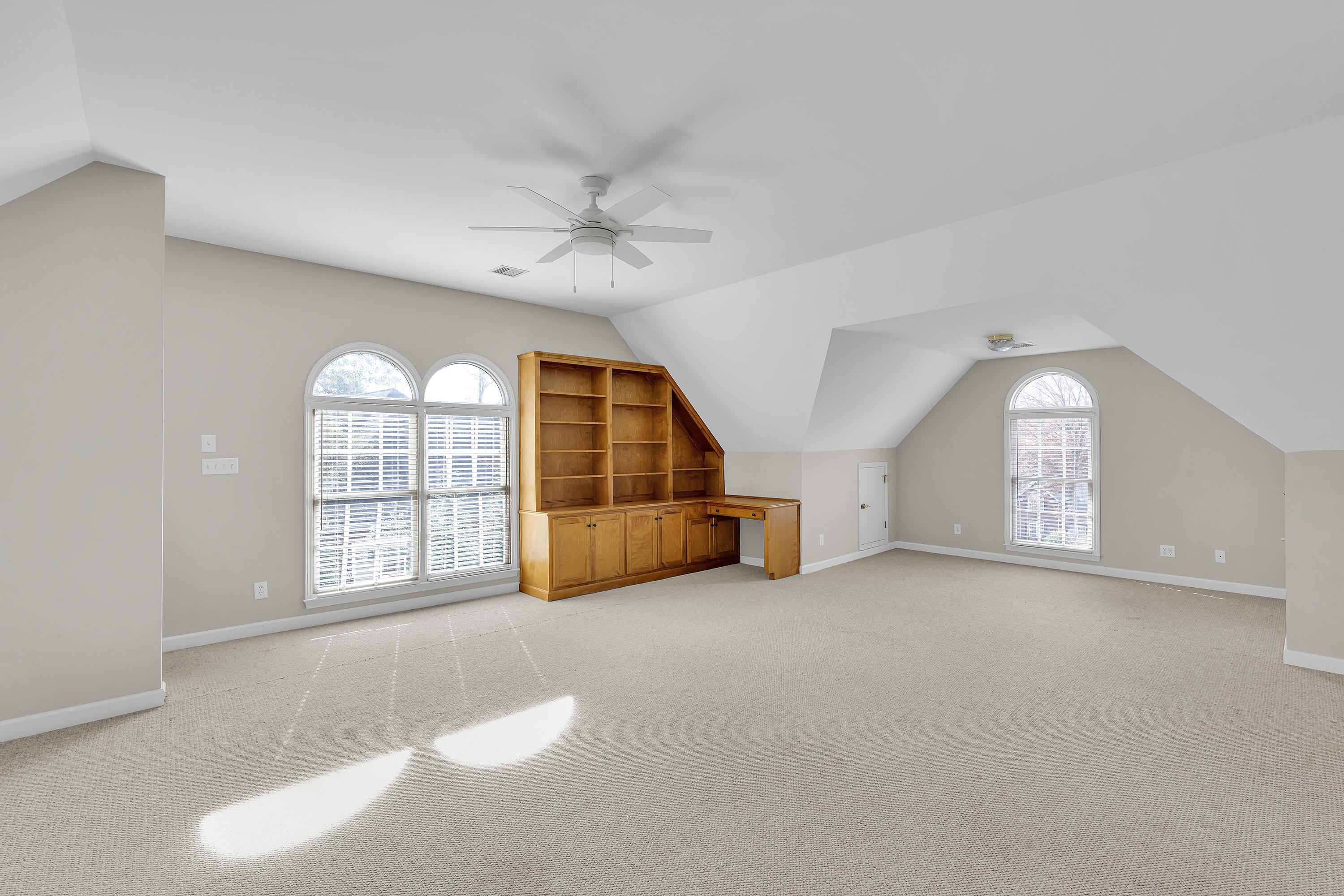111 West Woodglen Road Spartanburg, SC 29301 - Photo 28 of 40