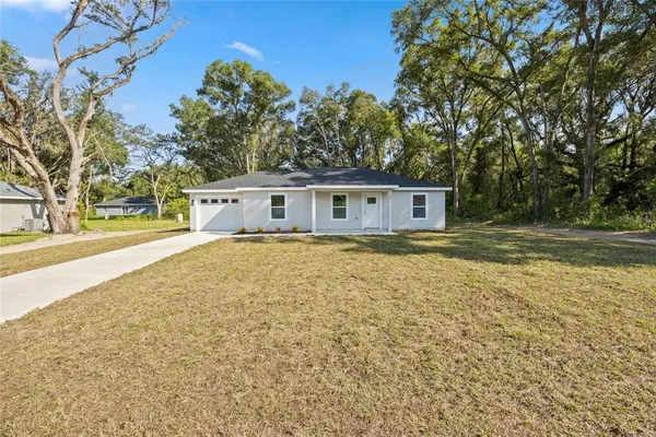 $227,900 | 14289 Southeast 43rd Terrace, Summerfield, FL 34491