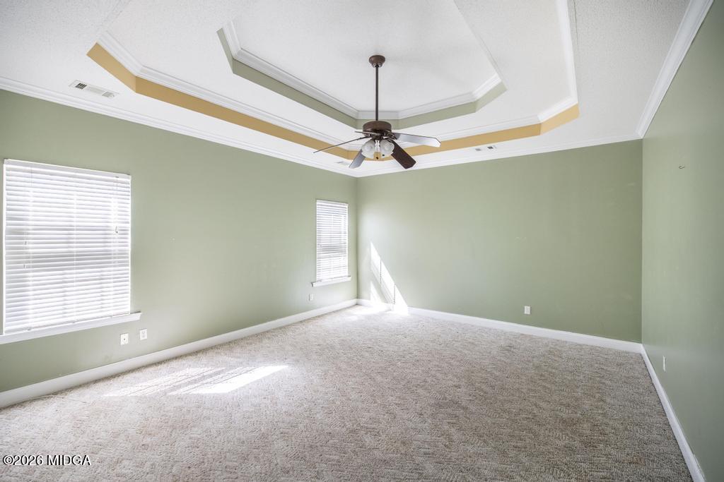 80 Mallard Pointe Kathleen, GA 31047 - Photo 18 of 34 a view of a room with window and ceiling fan