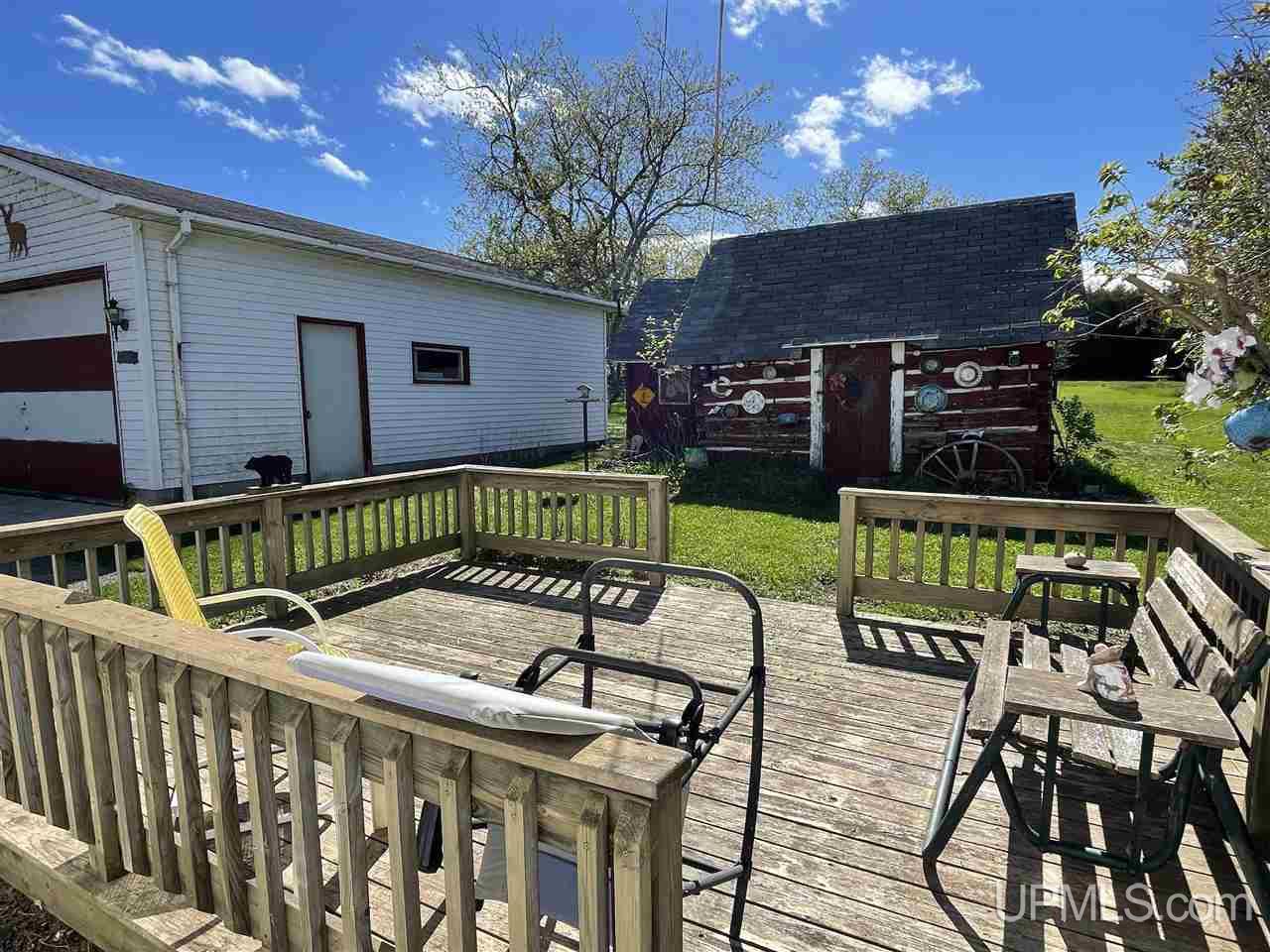 5861 Ll Road Garden, MI 49835 - Photo 4 of 18